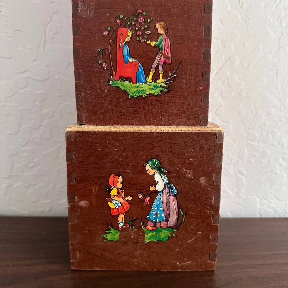 Vintage 30s‎ 40s Wooden Stacking Toy Dovetail Primitive Folk Art
